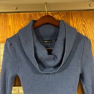 Blue tight weave blend no tags like new